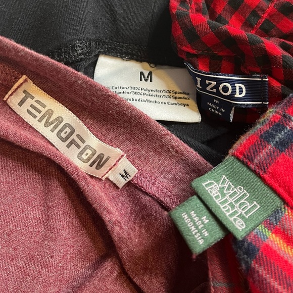 Women’s Long Sleeve Tunic & Plaid Button Up Shirts, Yoga Pants Bundle medium - Picture 7 of 7